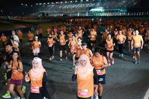 BIB: 818, 02122, 66892
                            <button type="button" onclick="openModal(21186484)" class="btn btn-primary btn-sm float-right btn-popup" data-toggle="modal" data-target=".modal-high-quality">
                        <i class="fas fa-shopping-cart"></i> Add to Cart
                    </button>
                                            <button type="button" onclick="isThisMe(21186484, true)" class="btn btn-success btn-sm float-right btn-popup btn-isme hidden" data-toggle="tooltip" data-placement="bottom" title="นี่คือรูปของคุณใช่ไหม คลิกที่นี่เพื่อเอาเข้าอัลบั้ม">
                        <i class="fas fa-plus"></i> Add to album
                    </button>
                    <button type="button" onclick="isThisMe(21186484, false)" class="btn btn-warning btn-sm float-right btn-popup btn-isnotme hidden">
                        <i class="fas fa-ban"></i> Remove from album
                    </button>