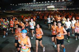 BIB: 9212, 28280, 21823
                            <button type="button" onclick="openModal(21146147)" class="btn btn-primary btn-sm float-right btn-popup" data-toggle="modal" data-target=".modal-high-quality">
                        <i class="fas fa-shopping-cart"></i> Add to Cart
                    </button>
                                            <button type="button" onclick="isThisMe(21146147, true)" class="btn btn-success btn-sm float-right btn-popup btn-isme hidden" data-toggle="tooltip" data-placement="bottom" title="นี่คือรูปของคุณใช่ไหม คลิกที่นี่เพื่อเอาเข้าอัลบั้ม">
                        <i class="fas fa-plus"></i> Add to album
                    </button>
                    <button type="button" onclick="isThisMe(21146147, false)" class="btn btn-warning btn-sm float-right btn-popup btn-isnotme hidden">
                        <i class="fas fa-ban"></i> Remove from album
                    </button>