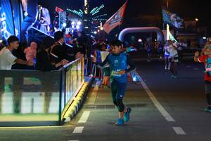 BIB: 82921, 45720
                            <button type="button" onclick="openModal(21504031)" class="btn btn-primary btn-sm float-right btn-popup" data-toggle="modal" data-target=".modal-high-quality">
                        <i class="fas fa-shopping-cart"></i> Add to Cart
                    </button>
                                            <button type="button" onclick="isThisMe(21504031, true)" class="btn btn-success btn-sm float-right btn-popup btn-isme hidden" data-toggle="tooltip" data-placement="bottom" title="นี่คือรูปของคุณใช่ไหม คลิกที่นี่เพื่อเอาเข้าอัลบั้ม">
                        <i class="fas fa-plus"></i> Add to album
                    </button>
                    <button type="button" onclick="isThisMe(21504031, false)" class="btn btn-warning btn-sm float-right btn-popup btn-isnotme hidden">
                        <i class="fas fa-ban"></i> Remove from album
                    </button>