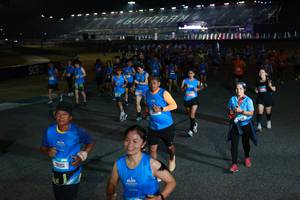 BIB: 78151, 346
                            <button type="button" onclick="openModal(21251916)" class="btn btn-primary btn-sm float-right btn-popup" data-toggle="modal" data-target=".modal-high-quality">
                        <i class="fas fa-shopping-cart"></i> Add to Cart
                    </button>
                                            <button type="button" onclick="isThisMe(21251916, true)" class="btn btn-success btn-sm float-right btn-popup btn-isme hidden" data-toggle="tooltip" data-placement="bottom" title="นี่คือรูปของคุณใช่ไหม คลิกที่นี่เพื่อเอาเข้าอัลบั้ม">
                        <i class="fas fa-plus"></i> Add to album
                    </button>
                    <button type="button" onclick="isThisMe(21251916, false)" class="btn btn-warning btn-sm float-right btn-popup btn-isnotme hidden">
                        <i class="fas fa-ban"></i> Remove from album
                    </button>
