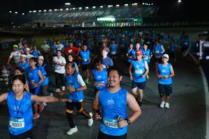 BIB: 63153, 63152
                            <button type="button" onclick="openModal(21301929)" class="btn btn-primary btn-sm float-right btn-popup" data-toggle="modal" data-target=".modal-high-quality">
                        <i class="fas fa-shopping-cart"></i> Add to Cart
                    </button>
                                            <button type="button" onclick="isThisMe(21301929, true)" class="btn btn-success btn-sm float-right btn-popup btn-isme hidden" data-toggle="tooltip" data-placement="bottom" title="นี่คือรูปของคุณใช่ไหม คลิกที่นี่เพื่อเอาเข้าอัลบั้ม">
                        <i class="fas fa-plus"></i> Add to album
                    </button>
                    <button type="button" onclick="isThisMe(21301929, false)" class="btn btn-warning btn-sm float-right btn-popup btn-isnotme hidden">
                        <i class="fas fa-ban"></i> Remove from album
                    </button>