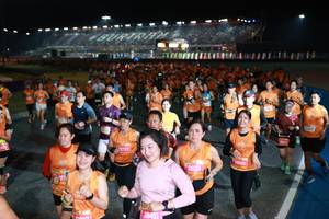 BIB: 75723, 28451, 26183, 56652, 411
                            <button type="button" onclick="openModal(21167695)" class="btn btn-primary btn-sm float-right btn-popup" data-toggle="modal" data-target=".modal-high-quality">
                        <i class="fas fa-shopping-cart"></i> Add to Cart
                    </button>
                                            <button type="button" onclick="isThisMe(21167695, true)" class="btn btn-success btn-sm float-right btn-popup btn-isme hidden" data-toggle="tooltip" data-placement="bottom" title="นี่คือรูปของคุณใช่ไหม คลิกที่นี่เพื่อเอาเข้าอัลบั้ม">
                        <i class="fas fa-plus"></i> Add to album
                    </button>
                    <button type="button" onclick="isThisMe(21167695, false)" class="btn btn-warning btn-sm float-right btn-popup btn-isnotme hidden">
                        <i class="fas fa-ban"></i> Remove from album
                    </button>