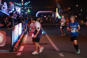 BIB: 418794
                            <button type="button" onclick="openModal(21505136)" class="btn btn-primary btn-sm float-right btn-popup" data-toggle="modal" data-target=".modal-high-quality">
                        <i class="fas fa-shopping-cart"></i> Add to Cart
                    </button>
                                            <button type="button" onclick="isThisMe(21505136, true)" class="btn btn-success btn-sm float-right btn-popup btn-isme hidden" data-toggle="tooltip" data-placement="bottom" title="นี่คือรูปของคุณใช่ไหม คลิกที่นี่เพื่อเอาเข้าอัลบั้ม">
                        <i class="fas fa-plus"></i> Add to album
                    </button>
                    <button type="button" onclick="isThisMe(21505136, false)" class="btn btn-warning btn-sm float-right btn-popup btn-isnotme hidden">
                        <i class="fas fa-ban"></i> Remove from album
                    </button>