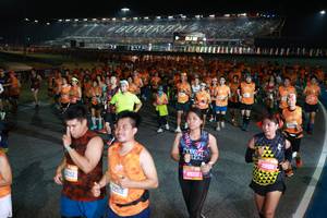 BIB: 085, 252, 81922, 88210, 26105
                            <button type="button" onclick="openModal(21155982)" class="btn btn-primary btn-sm float-right btn-popup" data-toggle="modal" data-target=".modal-high-quality">
                        <i class="fas fa-shopping-cart"></i> Add to Cart
                    </button>
                                            <button type="button" onclick="isThisMe(21155982, true)" class="btn btn-success btn-sm float-right btn-popup btn-isme hidden" data-toggle="tooltip" data-placement="bottom" title="นี่คือรูปของคุณใช่ไหม คลิกที่นี่เพื่อเอาเข้าอัลบั้ม">
                        <i class="fas fa-plus"></i> Add to album
                    </button>
                    <button type="button" onclick="isThisMe(21155982, false)" class="btn btn-warning btn-sm float-right btn-popup btn-isnotme hidden">
                        <i class="fas fa-ban"></i> Remove from album
                    </button>