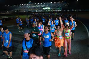 BIB: 207, 15216, 2471, 11142, 10325
                            <button type="button" onclick="openModal(21296991)" class="btn btn-primary btn-sm float-right btn-popup" data-toggle="modal" data-target=".modal-high-quality">
                        <i class="fas fa-shopping-cart"></i> Add to Cart
                    </button>
                                            <button type="button" onclick="isThisMe(21296991, true)" class="btn btn-success btn-sm float-right btn-popup btn-isme hidden" data-toggle="tooltip" data-placement="bottom" title="นี่คือรูปของคุณใช่ไหม คลิกที่นี่เพื่อเอาเข้าอัลบั้ม">
                        <i class="fas fa-plus"></i> Add to album
                    </button>
                    <button type="button" onclick="isThisMe(21296991, false)" class="btn btn-warning btn-sm float-right btn-popup btn-isnotme hidden">
                        <i class="fas fa-ban"></i> Remove from album
                    </button>