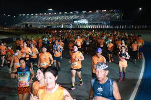 BIB: 25350, 22812, 2480, 549
                            <button type="button" onclick="openModal(21168526)" class="btn btn-primary btn-sm float-right btn-popup" data-toggle="modal" data-target=".modal-high-quality">
                        <i class="fas fa-shopping-cart"></i> Add to Cart
                    </button>
                                            <button type="button" onclick="isThisMe(21168526, true)" class="btn btn-success btn-sm float-right btn-popup btn-isme hidden" data-toggle="tooltip" data-placement="bottom" title="นี่คือรูปของคุณใช่ไหม คลิกที่นี่เพื่อเอาเข้าอัลบั้ม">
                        <i class="fas fa-plus"></i> Add to album
                    </button>
                    <button type="button" onclick="isThisMe(21168526, false)" class="btn btn-warning btn-sm float-right btn-popup btn-isnotme hidden">
                        <i class="fas fa-ban"></i> Remove from album
                    </button>
