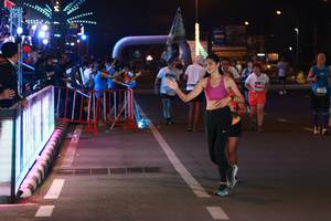 BIB: 400
                            <button type="button" onclick="openModal(21506131)" class="btn btn-primary btn-sm float-right btn-popup" data-toggle="modal" data-target=".modal-high-quality">
                        <i class="fas fa-shopping-cart"></i> Add to Cart
                    </button>
                                            <button type="button" onclick="isThisMe(21506131, true)" class="btn btn-success btn-sm float-right btn-popup btn-isme hidden" data-toggle="tooltip" data-placement="bottom" title="นี่คือรูปของคุณใช่ไหม คลิกที่นี่เพื่อเอาเข้าอัลบั้ม">
                        <i class="fas fa-plus"></i> Add to album
                    </button>
                    <button type="button" onclick="isThisMe(21506131, false)" class="btn btn-warning btn-sm float-right btn-popup btn-isnotme hidden">
                        <i class="fas fa-ban"></i> Remove from album
                    </button>