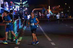 BIB: 42184
                            <button type="button" onclick="openModal(21502375)" class="btn btn-primary btn-sm float-right btn-popup" data-toggle="modal" data-target=".modal-high-quality">
                        <i class="fas fa-shopping-cart"></i> Add to Cart
                    </button>
                                            <button type="button" onclick="isThisMe(21502375, true)" class="btn btn-success btn-sm float-right btn-popup btn-isme hidden" data-toggle="tooltip" data-placement="bottom" title="นี่คือรูปของคุณใช่ไหม คลิกที่นี่เพื่อเอาเข้าอัลบั้ม">
                        <i class="fas fa-plus"></i> Add to album
                    </button>
                    <button type="button" onclick="isThisMe(21502375, false)" class="btn btn-warning btn-sm float-right btn-popup btn-isnotme hidden">
                        <i class="fas fa-ban"></i> Remove from album
                    </button>