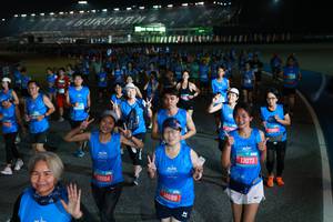 BIB: 13554, 14699, 13073, 13983, 
                            <button type="button" onclick="openModal(21289389)" class="btn btn-primary btn-sm float-right btn-popup" data-toggle="modal" data-target=".modal-high-quality">
                        <i class="fas fa-shopping-cart"></i> Add to Cart
                    </button>
                                            <button type="button" onclick="isThisMe(21289389, true)" class="btn btn-success btn-sm float-right btn-popup btn-isme hidden" data-toggle="tooltip" data-placement="bottom" title="นี่คือรูปของคุณใช่ไหม คลิกที่นี่เพื่อเอาเข้าอัลบั้ม">
                        <i class="fas fa-plus"></i> Add to album
                    </button>
                    <button type="button" onclick="isThisMe(21289389, false)" class="btn btn-warning btn-sm float-right btn-popup btn-isnotme hidden">
                        <i class="fas fa-ban"></i> Remove from album
                    </button>