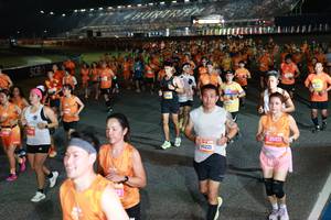 BIB: 1043, 1229, 25435
                            <button type="button" onclick="openModal(21146745)" class="btn btn-primary btn-sm float-right btn-popup" data-toggle="modal" data-target=".modal-high-quality">
                        <i class="fas fa-shopping-cart"></i> Add to Cart
                    </button>
                                            <button type="button" onclick="isThisMe(21146745, true)" class="btn btn-success btn-sm float-right btn-popup btn-isme hidden" data-toggle="tooltip" data-placement="bottom" title="นี่คือรูปของคุณใช่ไหม คลิกที่นี่เพื่อเอาเข้าอัลบั้ม">
                        <i class="fas fa-plus"></i> Add to album
                    </button>
                    <button type="button" onclick="isThisMe(21146745, false)" class="btn btn-warning btn-sm float-right btn-popup btn-isnotme hidden">
                        <i class="fas fa-ban"></i> Remove from album
                    </button>
