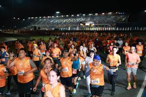 BIB: 24259, 22906, 21779
                            <button type="button" onclick="openModal(21157254)" class="btn btn-primary btn-sm float-right btn-popup" data-toggle="modal" data-target=".modal-high-quality">
                        <i class="fas fa-shopping-cart"></i> Add to Cart
                    </button>
                                            <button type="button" onclick="isThisMe(21157254, true)" class="btn btn-success btn-sm float-right btn-popup btn-isme hidden" data-toggle="tooltip" data-placement="bottom" title="นี่คือรูปของคุณใช่ไหม คลิกที่นี่เพื่อเอาเข้าอัลบั้ม">
                        <i class="fas fa-plus"></i> Add to album
                    </button>
                    <button type="button" onclick="isThisMe(21157254, false)" class="btn btn-warning btn-sm float-right btn-popup btn-isnotme hidden">
                        <i class="fas fa-ban"></i> Remove from album
                    </button>