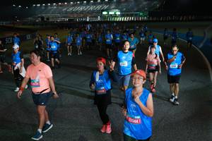 BIB: 65139, 13558, 130, 15044, 10481
                            <button type="button" onclick="openModal(21313650)" class="btn btn-primary btn-sm float-right btn-popup" data-toggle="modal" data-target=".modal-high-quality">
                        <i class="fas fa-shopping-cart"></i> Add to Cart
                    </button>
                                            <button type="button" onclick="isThisMe(21313650, true)" class="btn btn-success btn-sm float-right btn-popup btn-isme hidden" data-toggle="tooltip" data-placement="bottom" title="นี่คือรูปของคุณใช่ไหม คลิกที่นี่เพื่อเอาเข้าอัลบั้ม">
                        <i class="fas fa-plus"></i> Add to album
                    </button>
                    <button type="button" onclick="isThisMe(21313650, false)" class="btn btn-warning btn-sm float-right btn-popup btn-isnotme hidden">
                        <i class="fas fa-ban"></i> Remove from album
                    </button>