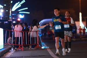 BIB: 8888, 41725, 61402
                            <button type="button" onclick="openModal(21467388)" class="btn btn-primary btn-sm float-right btn-popup" data-toggle="modal" data-target=".modal-high-quality">
                        <i class="fas fa-shopping-cart"></i> Add to Cart
                    </button>
                                            <button type="button" onclick="isThisMe(21467388, true)" class="btn btn-success btn-sm float-right btn-popup btn-isme hidden" data-toggle="tooltip" data-placement="bottom" title="นี่คือรูปของคุณใช่ไหม คลิกที่นี่เพื่อเอาเข้าอัลบั้ม">
                        <i class="fas fa-plus"></i> Add to album
                    </button>
                    <button type="button" onclick="isThisMe(21467388, false)" class="btn btn-warning btn-sm float-right btn-popup btn-isnotme hidden">
                        <i class="fas fa-ban"></i> Remove from album
                    </button>