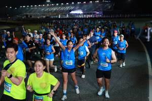 BIB: 569, 63153, 63152
                            <button type="button" onclick="openModal(21301712)" class="btn btn-primary btn-sm float-right btn-popup" data-toggle="modal" data-target=".modal-high-quality">
                        <i class="fas fa-shopping-cart"></i> Add to Cart
                    </button>
                                            <button type="button" onclick="isThisMe(21301712, true)" class="btn btn-success btn-sm float-right btn-popup btn-isme hidden" data-toggle="tooltip" data-placement="bottom" title="นี่คือรูปของคุณใช่ไหม คลิกที่นี่เพื่อเอาเข้าอัลบั้ม">
                        <i class="fas fa-plus"></i> Add to album
                    </button>
                    <button type="button" onclick="isThisMe(21301712, false)" class="btn btn-warning btn-sm float-right btn-popup btn-isnotme hidden">
                        <i class="fas fa-ban"></i> Remove from album
                    </button>