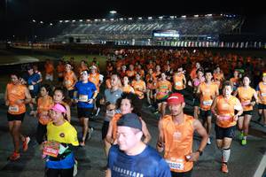 BIB: 2450, 26760, 20022, 29202, 2340
                            <button type="button" onclick="openModal(21158394)" class="btn btn-primary btn-sm float-right btn-popup" data-toggle="modal" data-target=".modal-high-quality">
                        <i class="fas fa-shopping-cart"></i> Add to Cart
                    </button>
                                            <button type="button" onclick="isThisMe(21158394, true)" class="btn btn-success btn-sm float-right btn-popup btn-isme hidden" data-toggle="tooltip" data-placement="bottom" title="นี่คือรูปของคุณใช่ไหม คลิกที่นี่เพื่อเอาเข้าอัลบั้ม">
                        <i class="fas fa-plus"></i> Add to album
                    </button>
                    <button type="button" onclick="isThisMe(21158394, false)" class="btn btn-warning btn-sm float-right btn-popup btn-isnotme hidden">
                        <i class="fas fa-ban"></i> Remove from album
                    </button>