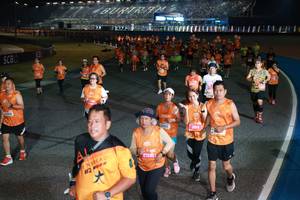 BIB: 27240, 200
                            <button type="button" onclick="openModal(21190777)" class="btn btn-primary btn-sm float-right btn-popup" data-toggle="modal" data-target=".modal-high-quality">
                        <i class="fas fa-shopping-cart"></i> Add to Cart
                    </button>
                                            <button type="button" onclick="isThisMe(21190777, true)" class="btn btn-success btn-sm float-right btn-popup btn-isme hidden" data-toggle="tooltip" data-placement="bottom" title="นี่คือรูปของคุณใช่ไหม คลิกที่นี่เพื่อเอาเข้าอัลบั้ม">
                        <i class="fas fa-plus"></i> Add to album
                    </button>
                    <button type="button" onclick="isThisMe(21190777, false)" class="btn btn-warning btn-sm float-right btn-popup btn-isnotme hidden">
                        <i class="fas fa-ban"></i> Remove from album
                    </button>