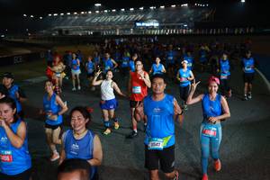BIB: 3456, 11547, 13129
                            <button type="button" onclick="openModal(21299897)" class="btn btn-primary btn-sm float-right btn-popup" data-toggle="modal" data-target=".modal-high-quality">
                        <i class="fas fa-shopping-cart"></i> Add to Cart
                    </button>
                                            <button type="button" onclick="isThisMe(21299897, true)" class="btn btn-success btn-sm float-right btn-popup btn-isme hidden" data-toggle="tooltip" data-placement="bottom" title="นี่คือรูปของคุณใช่ไหม คลิกที่นี่เพื่อเอาเข้าอัลบั้ม">
                        <i class="fas fa-plus"></i> Add to album
                    </button>
                    <button type="button" onclick="isThisMe(21299897, false)" class="btn btn-warning btn-sm float-right btn-popup btn-isnotme hidden">
                        <i class="fas fa-ban"></i> Remove from album
                    </button>
