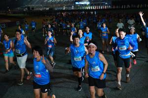 BIB: 1188, 24128, 92179
                            <button type="button" onclick="openModal(21261415)" class="btn btn-primary btn-sm float-right btn-popup" data-toggle="modal" data-target=".modal-high-quality">
                        <i class="fas fa-shopping-cart"></i> Add to Cart
                    </button>
                                            <button type="button" onclick="isThisMe(21261415, true)" class="btn btn-success btn-sm float-right btn-popup btn-isme hidden" data-toggle="tooltip" data-placement="bottom" title="นี่คือรูปของคุณใช่ไหม คลิกที่นี่เพื่อเอาเข้าอัลบั้ม">
                        <i class="fas fa-plus"></i> Add to album
                    </button>
                    <button type="button" onclick="isThisMe(21261415, false)" class="btn btn-warning btn-sm float-right btn-popup btn-isnotme hidden">
                        <i class="fas fa-ban"></i> Remove from album
                    </button>