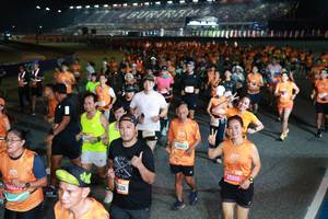 BIB: 626, 20603, 25999
                            <button type="button" onclick="openModal(21183065)" class="btn btn-primary btn-sm float-right btn-popup" data-toggle="modal" data-target=".modal-high-quality">
                        <i class="fas fa-shopping-cart"></i> Add to Cart
                    </button>
                                            <button type="button" onclick="isThisMe(21183065, true)" class="btn btn-success btn-sm float-right btn-popup btn-isme hidden" data-toggle="tooltip" data-placement="bottom" title="นี่คือรูปของคุณใช่ไหม คลิกที่นี่เพื่อเอาเข้าอัลบั้ม">
                        <i class="fas fa-plus"></i> Add to album
                    </button>
                    <button type="button" onclick="isThisMe(21183065, false)" class="btn btn-warning btn-sm float-right btn-popup btn-isnotme hidden">
                        <i class="fas fa-ban"></i> Remove from album
                    </button>