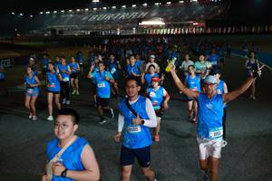 BIB: 0560, 10511
                            <button type="button" onclick="openModal(21282569)" class="btn btn-primary btn-sm float-right btn-popup" data-toggle="modal" data-target=".modal-high-quality">
                        <i class="fas fa-shopping-cart"></i> Add to Cart
                    </button>
                                            <button type="button" onclick="isThisMe(21282569, true)" class="btn btn-success btn-sm float-right btn-popup btn-isme hidden" data-toggle="tooltip" data-placement="bottom" title="นี่คือรูปของคุณใช่ไหม คลิกที่นี่เพื่อเอาเข้าอัลบั้ม">
                        <i class="fas fa-plus"></i> Add to album
                    </button>
                    <button type="button" onclick="isThisMe(21282569, false)" class="btn btn-warning btn-sm float-right btn-popup btn-isnotme hidden">
                        <i class="fas fa-ban"></i> Remove from album
                    </button>