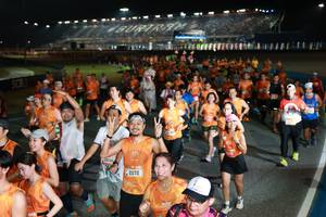 BIB: 4094, 21172
                            <button type="button" onclick="openModal(21188285)" class="btn btn-primary btn-sm float-right btn-popup" data-toggle="modal" data-target=".modal-high-quality">
                        <i class="fas fa-shopping-cart"></i> Add to Cart
                    </button>
                                            <button type="button" onclick="isThisMe(21188285, true)" class="btn btn-success btn-sm float-right btn-popup btn-isme hidden" data-toggle="tooltip" data-placement="bottom" title="นี่คือรูปของคุณใช่ไหม คลิกที่นี่เพื่อเอาเข้าอัลบั้ม">
                        <i class="fas fa-plus"></i> Add to album
                    </button>
                    <button type="button" onclick="isThisMe(21188285, false)" class="btn btn-warning btn-sm float-right btn-popup btn-isnotme hidden">
                        <i class="fas fa-ban"></i> Remove from album
                    </button>