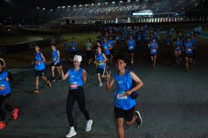 BIB: 731, 11228, 61167
                            <button type="button" onclick="openModal(21244901)" class="btn btn-primary btn-sm float-right btn-popup" data-toggle="modal" data-target=".modal-high-quality">
                        <i class="fas fa-shopping-cart"></i> Add to Cart
                    </button>
                                            <button type="button" onclick="isThisMe(21244901, true)" class="btn btn-success btn-sm float-right btn-popup btn-isme hidden" data-toggle="tooltip" data-placement="bottom" title="นี่คือรูปของคุณใช่ไหม คลิกที่นี่เพื่อเอาเข้าอัลบั้ม">
                        <i class="fas fa-plus"></i> Add to album
                    </button>
                    <button type="button" onclick="isThisMe(21244901, false)" class="btn btn-warning btn-sm float-right btn-popup btn-isnotme hidden">
                        <i class="fas fa-ban"></i> Remove from album
                    </button>