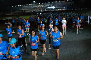 BIB: 731, 1481, 13585, 13541, 11379
                            <button type="button" onclick="openModal(21305146)" class="btn btn-primary btn-sm float-right btn-popup" data-toggle="modal" data-target=".modal-high-quality">
                        <i class="fas fa-shopping-cart"></i> Add to Cart
                    </button>
                                            <button type="button" onclick="isThisMe(21305146, true)" class="btn btn-success btn-sm float-right btn-popup btn-isme hidden" data-toggle="tooltip" data-placement="bottom" title="นี่คือรูปของคุณใช่ไหม คลิกที่นี่เพื่อเอาเข้าอัลบั้ม">
                        <i class="fas fa-plus"></i> Add to album
                    </button>
                    <button type="button" onclick="isThisMe(21305146, false)" class="btn btn-warning btn-sm float-right btn-popup btn-isnotme hidden">
                        <i class="fas fa-ban"></i> Remove from album
                    </button>