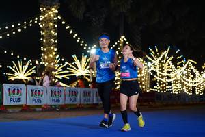 BIB: 100, 42038, 45137
                            <button type="button" onclick="openModal(21649400)" class="btn btn-primary btn-sm float-right btn-popup" data-toggle="modal" data-target=".modal-high-quality">
                        <i class="fas fa-shopping-cart"></i> Add to Cart
                    </button>
                                            <button type="button" onclick="isThisMe(21649400, true)" class="btn btn-success btn-sm float-right btn-popup btn-isme hidden" data-toggle="tooltip" data-placement="bottom" title="นี่คือรูปของคุณใช่ไหม คลิกที่นี่เพื่อเอาเข้าอัลบั้ม">
                        <i class="fas fa-plus"></i> Add to album
                    </button>
                    <button type="button" onclick="isThisMe(21649400, false)" class="btn btn-warning btn-sm float-right btn-popup btn-isnotme hidden">
                        <i class="fas fa-ban"></i> Remove from album
                    </button>
