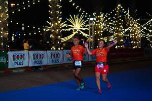 BIB: 100, 40130, 471, 77489
                            <button type="button" onclick="openModal(21655923)" class="btn btn-primary btn-sm float-right btn-popup" data-toggle="modal" data-target=".modal-high-quality">
                        <i class="fas fa-shopping-cart"></i> Add to Cart
                    </button>
                                            <button type="button" onclick="isThisMe(21655923, true)" class="btn btn-success btn-sm float-right btn-popup btn-isme hidden" data-toggle="tooltip" data-placement="bottom" title="นี่คือรูปของคุณใช่ไหม คลิกที่นี่เพื่อเอาเข้าอัลบั้ม">
                        <i class="fas fa-plus"></i> Add to album
                    </button>
                    <button type="button" onclick="isThisMe(21655923, false)" class="btn btn-warning btn-sm float-right btn-popup btn-isnotme hidden">
                        <i class="fas fa-ban"></i> Remove from album
                    </button>