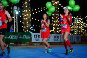 BIB: 100
                            <button type="button" onclick="openModal(21655637)" class="btn btn-primary btn-sm float-right btn-popup" data-toggle="modal" data-target=".modal-high-quality">
                        <i class="fas fa-shopping-cart"></i> Add to Cart
                    </button>
                                            <button type="button" onclick="isThisMe(21655637, true)" class="btn btn-success btn-sm float-right btn-popup btn-isme hidden" data-toggle="tooltip" data-placement="bottom" title="นี่คือรูปของคุณใช่ไหม คลิกที่นี่เพื่อเอาเข้าอัลบั้ม">
                        <i class="fas fa-plus"></i> Add to album
                    </button>
                    <button type="button" onclick="isThisMe(21655637, false)" class="btn btn-warning btn-sm float-right btn-popup btn-isnotme hidden">
                        <i class="fas fa-ban"></i> Remove from album
                    </button>