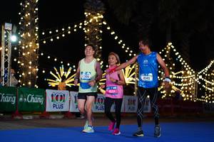 BIB: 1001, 42308, 45214, 83411
                            <button type="button" onclick="openModal(21654103)" class="btn btn-primary btn-sm float-right btn-popup" data-toggle="modal" data-target=".modal-high-quality">
                        <i class="fas fa-shopping-cart"></i> Add to Cart
                    </button>
                                            <button type="button" onclick="isThisMe(21654103, true)" class="btn btn-success btn-sm float-right btn-popup btn-isme hidden" data-toggle="tooltip" data-placement="bottom" title="นี่คือรูปของคุณใช่ไหม คลิกที่นี่เพื่อเอาเข้าอัลบั้ม">
                        <i class="fas fa-plus"></i> Add to album
                    </button>
                    <button type="button" onclick="isThisMe(21654103, false)" class="btn btn-warning btn-sm float-right btn-popup btn-isnotme hidden">
                        <i class="fas fa-ban"></i> Remove from album
                    </button>