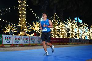 BIB: 100, 42710
                            <button type="button" onclick="openModal(21656019)" class="btn btn-primary btn-sm float-right btn-popup" data-toggle="modal" data-target=".modal-high-quality">
                        <i class="fas fa-shopping-cart"></i> Add to Cart
                    </button>
                                            <button type="button" onclick="isThisMe(21656019, true)" class="btn btn-success btn-sm float-right btn-popup btn-isme hidden" data-toggle="tooltip" data-placement="bottom" title="นี่คือรูปของคุณใช่ไหม คลิกที่นี่เพื่อเอาเข้าอัลบั้ม">
                        <i class="fas fa-plus"></i> Add to album
                    </button>
                    <button type="button" onclick="isThisMe(21656019, false)" class="btn btn-warning btn-sm float-right btn-popup btn-isnotme hidden">
                        <i class="fas fa-ban"></i> Remove from album
                    </button>