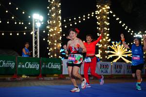 BIB: 325, 5508, 4638, 45827
                            <button type="button" onclick="openModal(21655560)" class="btn btn-primary btn-sm float-right btn-popup" data-toggle="modal" data-target=".modal-high-quality">
                        <i class="fas fa-shopping-cart"></i> Add to Cart
                    </button>
                                            <button type="button" onclick="isThisMe(21655560, true)" class="btn btn-success btn-sm float-right btn-popup btn-isme hidden" data-toggle="tooltip" data-placement="bottom" title="นี่คือรูปของคุณใช่ไหม คลิกที่นี่เพื่อเอาเข้าอัลบั้ม">
                        <i class="fas fa-plus"></i> Add to album
                    </button>
                    <button type="button" onclick="isThisMe(21655560, false)" class="btn btn-warning btn-sm float-right btn-popup btn-isnotme hidden">
                        <i class="fas fa-ban"></i> Remove from album
                    </button>