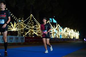 BIB: 1572, 4587
                            <button type="button" onclick="openModal(21656267)" class="btn btn-primary btn-sm float-right btn-popup" data-toggle="modal" data-target=".modal-high-quality">
                        <i class="fas fa-shopping-cart"></i> Add to Cart
                    </button>
                                            <button type="button" onclick="isThisMe(21656267, true)" class="btn btn-success btn-sm float-right btn-popup btn-isme hidden" data-toggle="tooltip" data-placement="bottom" title="นี่คือรูปของคุณใช่ไหม คลิกที่นี่เพื่อเอาเข้าอัลบั้ม">
                        <i class="fas fa-plus"></i> Add to album
                    </button>
                    <button type="button" onclick="isThisMe(21656267, false)" class="btn btn-warning btn-sm float-right btn-popup btn-isnotme hidden">
                        <i class="fas fa-ban"></i> Remove from album
                    </button>