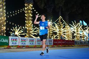 BIB: 101, 887, 100
                            <button type="button" onclick="openModal(21653963)" class="btn btn-primary btn-sm float-right btn-popup" data-toggle="modal" data-target=".modal-high-quality">
                        <i class="fas fa-shopping-cart"></i> Add to Cart
                    </button>
                                            <button type="button" onclick="isThisMe(21653963, true)" class="btn btn-success btn-sm float-right btn-popup btn-isme hidden" data-toggle="tooltip" data-placement="bottom" title="นี่คือรูปของคุณใช่ไหม คลิกที่นี่เพื่อเอาเข้าอัลบั้ม">
                        <i class="fas fa-plus"></i> Add to album
                    </button>
                    <button type="button" onclick="isThisMe(21653963, false)" class="btn btn-warning btn-sm float-right btn-popup btn-isnotme hidden">
                        <i class="fas fa-ban"></i> Remove from album
                    </button>