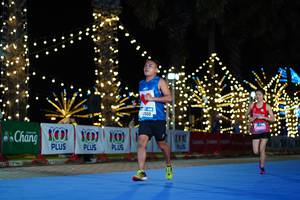 BIB: 100, 42669
                            <button type="button" onclick="openModal(21654143)" class="btn btn-primary btn-sm float-right btn-popup" data-toggle="modal" data-target=".modal-high-quality">
                        <i class="fas fa-shopping-cart"></i> Add to Cart
                    </button>
                                            <button type="button" onclick="isThisMe(21654143, true)" class="btn btn-success btn-sm float-right btn-popup btn-isme hidden" data-toggle="tooltip" data-placement="bottom" title="นี่คือรูปของคุณใช่ไหม คลิกที่นี่เพื่อเอาเข้าอัลบั้ม">
                        <i class="fas fa-plus"></i> Add to album
                    </button>
                    <button type="button" onclick="isThisMe(21654143, false)" class="btn btn-warning btn-sm float-right btn-popup btn-isnotme hidden">
                        <i class="fas fa-ban"></i> Remove from album
                    </button>