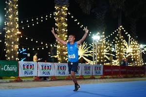 BIB: 100, 40715, 1001
                            <button type="button" onclick="openModal(21654964)" class="btn btn-primary btn-sm float-right btn-popup" data-toggle="modal" data-target=".modal-high-quality">
                        <i class="fas fa-shopping-cart"></i> Add to Cart
                    </button>
                                            <button type="button" onclick="isThisMe(21654964, true)" class="btn btn-success btn-sm float-right btn-popup btn-isme hidden" data-toggle="tooltip" data-placement="bottom" title="นี่คือรูปของคุณใช่ไหม คลิกที่นี่เพื่อเอาเข้าอัลบั้ม">
                        <i class="fas fa-plus"></i> Add to album
                    </button>
                    <button type="button" onclick="isThisMe(21654964, false)" class="btn btn-warning btn-sm float-right btn-popup btn-isnotme hidden">
                        <i class="fas fa-ban"></i> Remove from album
                    </button>