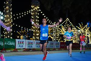 BIB: 100, 40314, 2013
                            <button type="button" onclick="openModal(21652314)" class="btn btn-primary btn-sm float-right btn-popup" data-toggle="modal" data-target=".modal-high-quality">
                        <i class="fas fa-shopping-cart"></i> Add to Cart
                    </button>
                                            <button type="button" onclick="isThisMe(21652314, true)" class="btn btn-success btn-sm float-right btn-popup btn-isme hidden" data-toggle="tooltip" data-placement="bottom" title="นี่คือรูปของคุณใช่ไหม คลิกที่นี่เพื่อเอาเข้าอัลบั้ม">
                        <i class="fas fa-plus"></i> Add to album
                    </button>
                    <button type="button" onclick="isThisMe(21652314, false)" class="btn btn-warning btn-sm float-right btn-popup btn-isnotme hidden">
                        <i class="fas fa-ban"></i> Remove from album
                    </button>