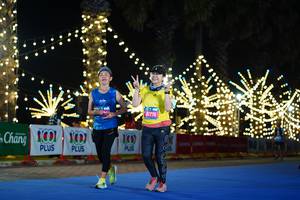 BIB: 100, 45776, 550
                            <button type="button" onclick="openModal(21656133)" class="btn btn-primary btn-sm float-right btn-popup" data-toggle="modal" data-target=".modal-high-quality">
                        <i class="fas fa-shopping-cart"></i> Add to Cart
                    </button>
                                            <button type="button" onclick="isThisMe(21656133, true)" class="btn btn-success btn-sm float-right btn-popup btn-isme hidden" data-toggle="tooltip" data-placement="bottom" title="นี่คือรูปของคุณใช่ไหม คลิกที่นี่เพื่อเอาเข้าอัลบั้ม">
                        <i class="fas fa-plus"></i> Add to album
                    </button>
                    <button type="button" onclick="isThisMe(21656133, false)" class="btn btn-warning btn-sm float-right btn-popup btn-isnotme hidden">
                        <i class="fas fa-ban"></i> Remove from album
                    </button>