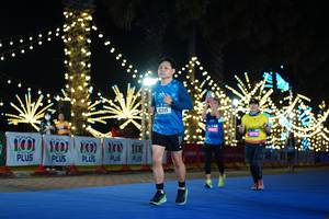 BIB: 101, 107, 2215, 555
                            <button type="button" onclick="openModal(21656100)" class="btn btn-primary btn-sm float-right btn-popup" data-toggle="modal" data-target=".modal-high-quality">
                        <i class="fas fa-shopping-cart"></i> Add to Cart
                    </button>
                                            <button type="button" onclick="isThisMe(21656100, true)" class="btn btn-success btn-sm float-right btn-popup btn-isme hidden" data-toggle="tooltip" data-placement="bottom" title="นี่คือรูปของคุณใช่ไหม คลิกที่นี่เพื่อเอาเข้าอัลบั้ม">
                        <i class="fas fa-plus"></i> Add to album
                    </button>
                    <button type="button" onclick="isThisMe(21656100, false)" class="btn btn-warning btn-sm float-right btn-popup btn-isnotme hidden">
                        <i class="fas fa-ban"></i> Remove from album
                    </button>