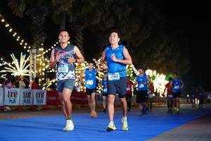 BIB: 40207, 43969
                            <button type="button" onclick="openModal(21651621)" class="btn btn-primary btn-sm float-right btn-popup" data-toggle="modal" data-target=".modal-high-quality">
                        <i class="fas fa-shopping-cart"></i> Add to Cart
                    </button>
                                            <button type="button" onclick="isThisMe(21651621, true)" class="btn btn-success btn-sm float-right btn-popup btn-isme hidden" data-toggle="tooltip" data-placement="bottom" title="นี่คือรูปของคุณใช่ไหม คลิกที่นี่เพื่อเอาเข้าอัลบั้ม">
                        <i class="fas fa-plus"></i> Add to album
                    </button>
                    <button type="button" onclick="isThisMe(21651621, false)" class="btn btn-warning btn-sm float-right btn-popup btn-isnotme hidden">
                        <i class="fas fa-ban"></i> Remove from album
                    </button>