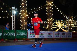 BIB: 40810, 488, 100
                            <button type="button" onclick="openModal(21654668)" class="btn btn-primary btn-sm float-right btn-popup" data-toggle="modal" data-target=".modal-high-quality">
                        <i class="fas fa-shopping-cart"></i> Add to Cart
                    </button>
                                            <button type="button" onclick="isThisMe(21654668, true)" class="btn btn-success btn-sm float-right btn-popup btn-isme hidden" data-toggle="tooltip" data-placement="bottom" title="นี่คือรูปของคุณใช่ไหม คลิกที่นี่เพื่อเอาเข้าอัลบั้ม">
                        <i class="fas fa-plus"></i> Add to album
                    </button>
                    <button type="button" onclick="isThisMe(21654668, false)" class="btn btn-warning btn-sm float-right btn-popup btn-isnotme hidden">
                        <i class="fas fa-ban"></i> Remove from album
                    </button>