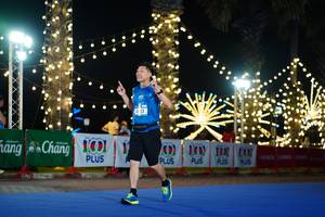 BIB: 100
                            <button type="button" onclick="openModal(21655884)" class="btn btn-primary btn-sm float-right btn-popup" data-toggle="modal" data-target=".modal-high-quality">
                        <i class="fas fa-shopping-cart"></i> Add to Cart
                    </button>
                                            <button type="button" onclick="isThisMe(21655884, true)" class="btn btn-success btn-sm float-right btn-popup btn-isme hidden" data-toggle="tooltip" data-placement="bottom" title="นี่คือรูปของคุณใช่ไหม คลิกที่นี่เพื่อเอาเข้าอัลบั้ม">
                        <i class="fas fa-plus"></i> Add to album
                    </button>
                    <button type="button" onclick="isThisMe(21655884, false)" class="btn btn-warning btn-sm float-right btn-popup btn-isnotme hidden">
                        <i class="fas fa-ban"></i> Remove from album
                    </button>