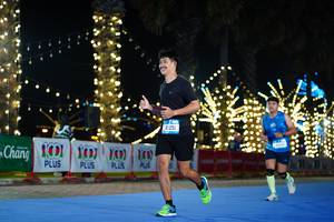 BIB: 101, 100, 40251
                            <button type="button" onclick="openModal(21652156)" class="btn btn-primary btn-sm float-right btn-popup" data-toggle="modal" data-target=".modal-high-quality">
                        <i class="fas fa-shopping-cart"></i> Add to Cart
                    </button>
                                            <button type="button" onclick="isThisMe(21652156, true)" class="btn btn-success btn-sm float-right btn-popup btn-isme hidden" data-toggle="tooltip" data-placement="bottom" title="นี่คือรูปของคุณใช่ไหม คลิกที่นี่เพื่อเอาเข้าอัลบั้ม">
                        <i class="fas fa-plus"></i> Add to album
                    </button>
                    <button type="button" onclick="isThisMe(21652156, false)" class="btn btn-warning btn-sm float-right btn-popup btn-isnotme hidden">
                        <i class="fas fa-ban"></i> Remove from album
                    </button>