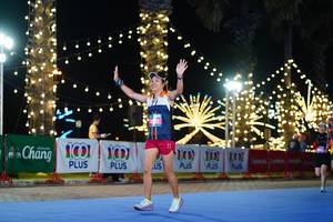 BIB: 1001100, 100
                            <button type="button" onclick="openModal(21655014)" class="btn btn-primary btn-sm float-right btn-popup" data-toggle="modal" data-target=".modal-high-quality">
                        <i class="fas fa-shopping-cart"></i> Add to Cart
                    </button>
                                            <button type="button" onclick="isThisMe(21655014, true)" class="btn btn-success btn-sm float-right btn-popup btn-isme hidden" data-toggle="tooltip" data-placement="bottom" title="นี่คือรูปของคุณใช่ไหม คลิกที่นี่เพื่อเอาเข้าอัลบั้ม">
                        <i class="fas fa-plus"></i> Add to album
                    </button>
                    <button type="button" onclick="isThisMe(21655014, false)" class="btn btn-warning btn-sm float-right btn-popup btn-isnotme hidden">
                        <i class="fas fa-ban"></i> Remove from album
                    </button>