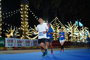 BIB: 100, 42094
                            <button type="button" onclick="openModal(21653718)" class="btn btn-primary btn-sm float-right btn-popup" data-toggle="modal" data-target=".modal-high-quality">
                        <i class="fas fa-shopping-cart"></i> Add to Cart
                    </button>
                                            <button type="button" onclick="isThisMe(21653718, true)" class="btn btn-success btn-sm float-right btn-popup btn-isme hidden" data-toggle="tooltip" data-placement="bottom" title="นี่คือรูปของคุณใช่ไหม คลิกที่นี่เพื่อเอาเข้าอัลบั้ม">
                        <i class="fas fa-plus"></i> Add to album
                    </button>
                    <button type="button" onclick="isThisMe(21653718, false)" class="btn btn-warning btn-sm float-right btn-popup btn-isnotme hidden">
                        <i class="fas fa-ban"></i> Remove from album
                    </button>