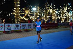 BIB: 100, 45960
                            <button type="button" onclick="openModal(21654193)" class="btn btn-primary btn-sm float-right btn-popup" data-toggle="modal" data-target=".modal-high-quality">
                        <i class="fas fa-shopping-cart"></i> Add to Cart
                    </button>
                                            <button type="button" onclick="isThisMe(21654193, true)" class="btn btn-success btn-sm float-right btn-popup btn-isme hidden" data-toggle="tooltip" data-placement="bottom" title="นี่คือรูปของคุณใช่ไหม คลิกที่นี่เพื่อเอาเข้าอัลบั้ม">
                        <i class="fas fa-plus"></i> Add to album
                    </button>
                    <button type="button" onclick="isThisMe(21654193, false)" class="btn btn-warning btn-sm float-right btn-popup btn-isnotme hidden">
                        <i class="fas fa-ban"></i> Remove from album
                    </button>