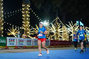 BIB: 100, 186, 42215
                            <button type="button" onclick="openModal(21656095)" class="btn btn-primary btn-sm float-right btn-popup" data-toggle="modal" data-target=".modal-high-quality">
                        <i class="fas fa-shopping-cart"></i> Add to Cart
                    </button>
                                            <button type="button" onclick="isThisMe(21656095, true)" class="btn btn-success btn-sm float-right btn-popup btn-isme hidden" data-toggle="tooltip" data-placement="bottom" title="นี่คือรูปของคุณใช่ไหม คลิกที่นี่เพื่อเอาเข้าอัลบั้ม">
                        <i class="fas fa-plus"></i> Add to album
                    </button>
                    <button type="button" onclick="isThisMe(21656095, false)" class="btn btn-warning btn-sm float-right btn-popup btn-isnotme hidden">
                        <i class="fas fa-ban"></i> Remove from album
                    </button>