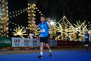BIB: 100, 40354, 101
                            <button type="button" onclick="openModal(21650910)" class="btn btn-primary btn-sm float-right btn-popup" data-toggle="modal" data-target=".modal-high-quality">
                        <i class="fas fa-shopping-cart"></i> Add to Cart
                    </button>
                                            <button type="button" onclick="isThisMe(21650910, true)" class="btn btn-success btn-sm float-right btn-popup btn-isme hidden" data-toggle="tooltip" data-placement="bottom" title="นี่คือรูปของคุณใช่ไหม คลิกที่นี่เพื่อเอาเข้าอัลบั้ม">
                        <i class="fas fa-plus"></i> Add to album
                    </button>
                    <button type="button" onclick="isThisMe(21650910, false)" class="btn btn-warning btn-sm float-right btn-popup btn-isnotme hidden">
                        <i class="fas fa-ban"></i> Remove from album
                    </button>