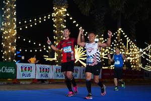 BIB: 43307, 100, 0531
                            <button type="button" onclick="openModal(21655868)" class="btn btn-primary btn-sm float-right btn-popup" data-toggle="modal" data-target=".modal-high-quality">
                        <i class="fas fa-shopping-cart"></i> Add to Cart
                    </button>
                                            <button type="button" onclick="isThisMe(21655868, true)" class="btn btn-success btn-sm float-right btn-popup btn-isme hidden" data-toggle="tooltip" data-placement="bottom" title="นี่คือรูปของคุณใช่ไหม คลิกที่นี่เพื่อเอาเข้าอัลบั้ม">
                        <i class="fas fa-plus"></i> Add to album
                    </button>
                    <button type="button" onclick="isThisMe(21655868, false)" class="btn btn-warning btn-sm float-right btn-popup btn-isnotme hidden">
                        <i class="fas fa-ban"></i> Remove from album
                    </button>